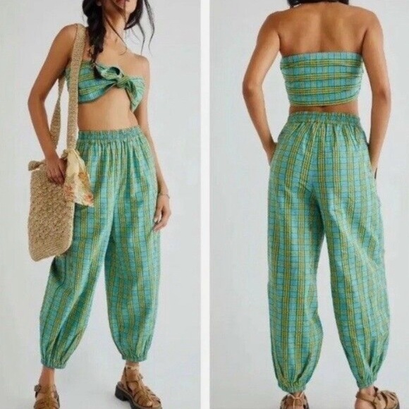 Free People Plaid Set Size XS Bandeau Top & Pants
New without tag - Picture 1 of 3